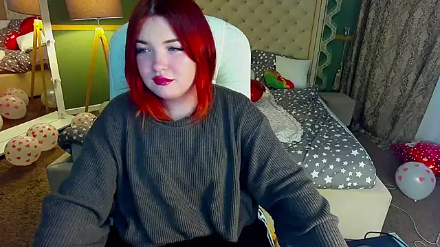 RosieMoons online show from February 2025 05:41:01 AM