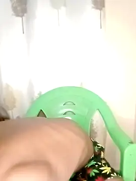 Samir4123 online show from December 2025 03:41:01 PM