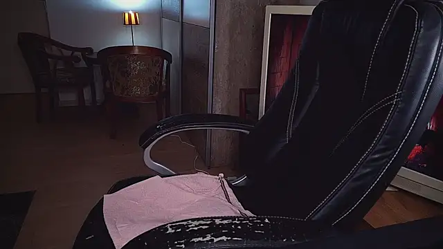 officeman7 online show from January 2025 05:26:02 PM