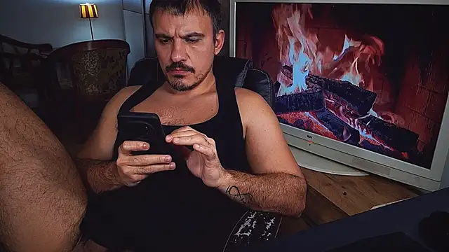 officeman7 online show from January 2025 07:21:02 PM