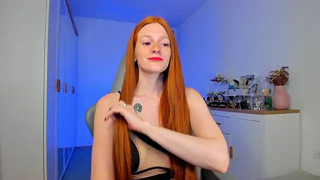 Aliceginger99 online show from July 2026 01:14:02 PM