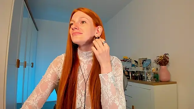 Aliceginger99 online show from July 2026 01:31:01 PM