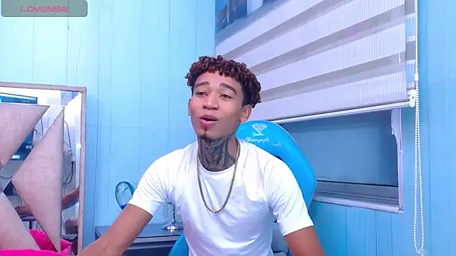 sexy blacks  online show from March 2025 11:31:01 AM