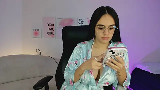 ChloeHarper  online show from February 2025 04:14:02 PM