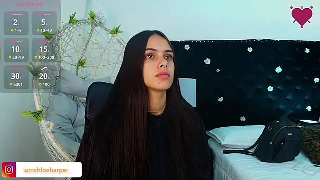 ChloeHarper  online show from September 2025 01:33:01 PM