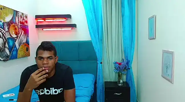 Snapshot of master_monstercock_ chatting on March 2025 02:43:02 AM master monstercock online show from March 2025 02:43:02 AM