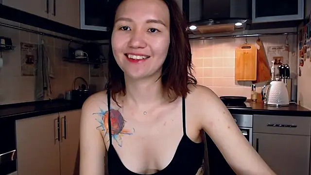 Snapshot of Kelly_Yon chatting on September 2025 09:04:02 PM Kelly Yon online show from September 2025 09:04:02 PM