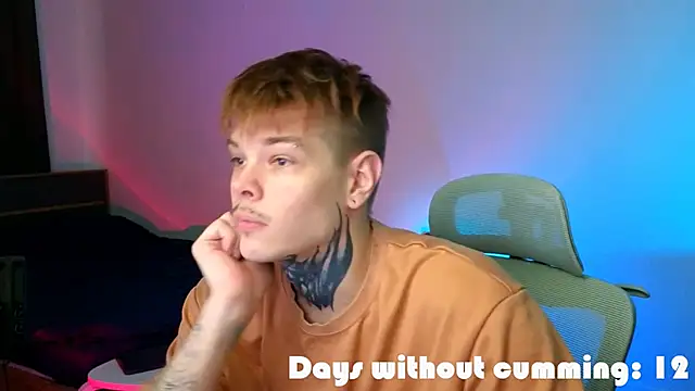 DENIS HERE online show from February 2026 01:15:01 PM