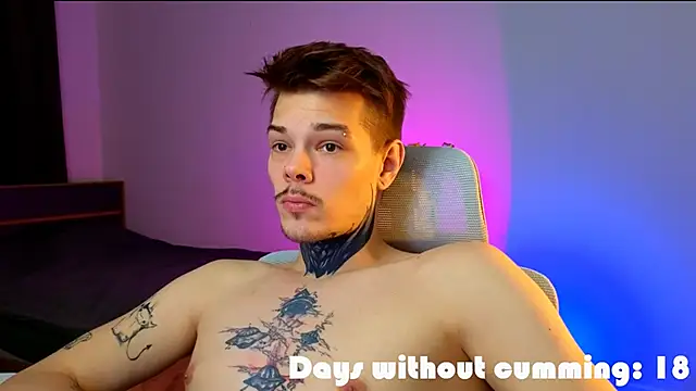 DENIS HERE online show from February 2026 06:26:01 PM