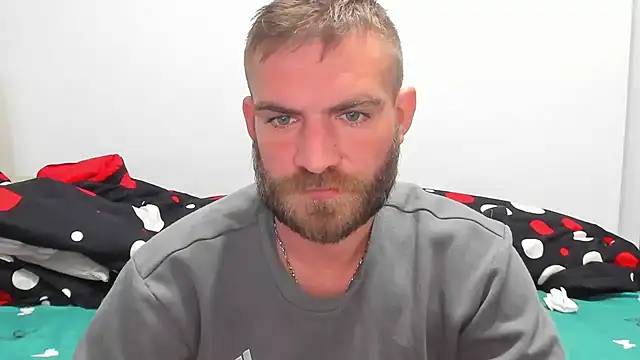 Snapshot of 10in_deluxe chatting on December 2024 09:32:02 AM 10in deluxe online show from December 2024 09:32:02 AM