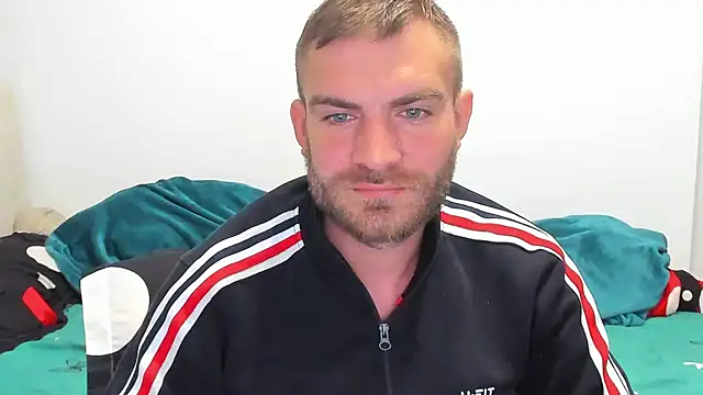 Snapshot of 10in_deluxe chatting on December 2024 08:18:02 AM 10in deluxe online show from December 2024 08:18:02 AM