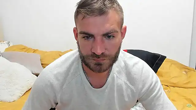 Snapshot of 10in_deluxe chatting on December 2024 09:33:02 AM 10in deluxe online show from December 2024 09:33:02 AM