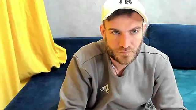 Snapshot of 10in_deluxe chatting on February 2025 05:37:01 AM 10in deluxe online show from February 2025 05:37:01 AM