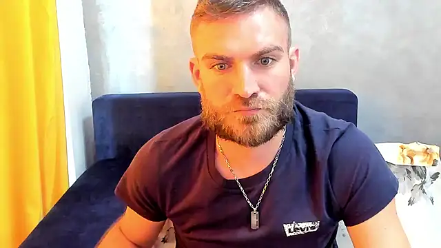 Snapshot of 10in_deluxe chatting on March 2025 09:40:02 AM 10in deluxe online show from March 2025 09:40:02 AM