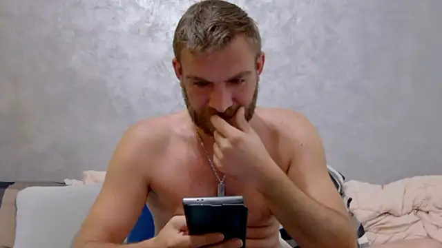 Snapshot of 10in_deluxe chatting on September 2025 07:26:02 PM 10in deluxe online show from September 2025 07:26:02 PM