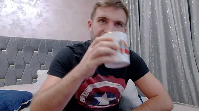 Snapshot of 10in_deluxe chatting on January 2026 10:40:01 AM 10in deluxe online show from January 2026 10:40:01 AM