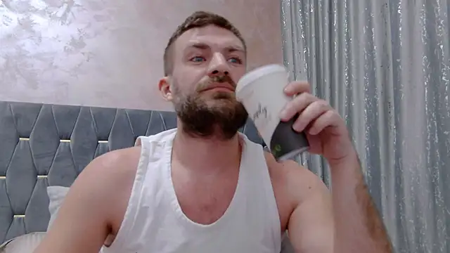 Snapshot of 10in_deluxe chatting on January 2026 07:11:01 PM 10in deluxe online show from January 2026 07:11:01 PM