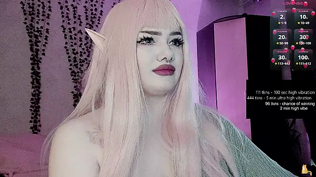 strawberry elfcat online show from May 2026 05:47:01 AM