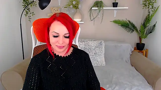 Snapshot of RedHeadBridget chatting on March 2025 12:29:01 PM RedHeadBridget online show from March 2025 12:29:01 PM