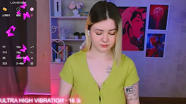 cutie mili online show from February 2025 11:49:02 AM