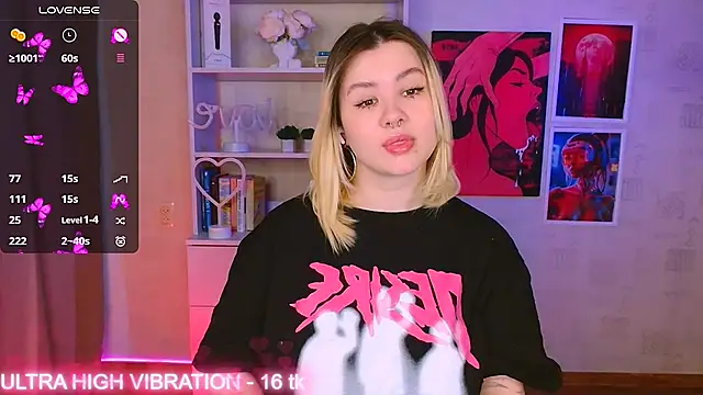 cutie mili online show from February 2025 10:59:01 AM