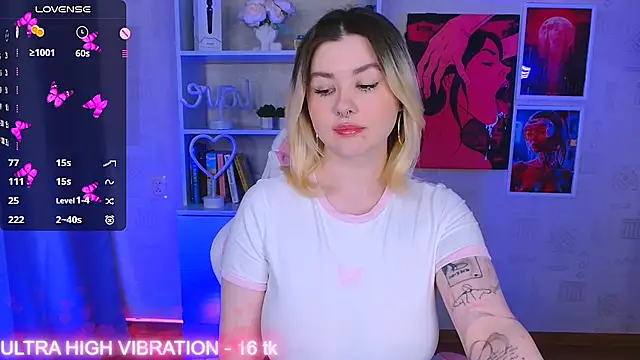 cutie mili online show from March 2025 11:19:01 AM