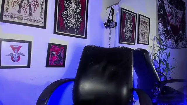 irregular fetish  online show from May 2026 10:41:02 PM