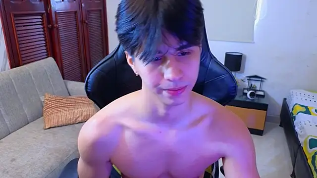 Snapshot of carl_dixon chatting on November 2025 06:18:01 PM carl dixon online show from November 2025 06:18:01 PM