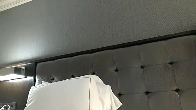 Snapshot of chainjulious chatting on January 2025 09:04:02 PM chainjulious online show from January 2025 09:04:02 PM