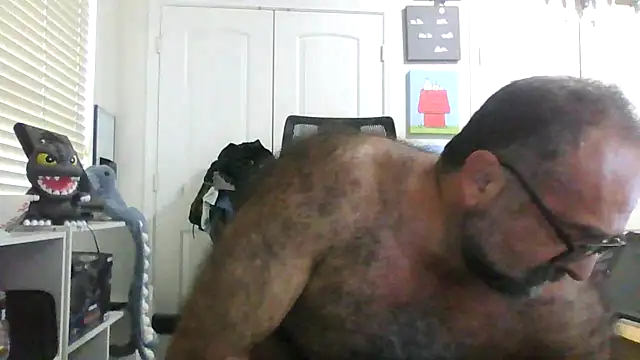 Snapshot of chainjulious chatting on October 2025 03:35:01 PM chainjulious online show from October 2025 03:35:01 PM