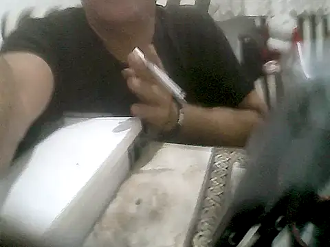 MezaRDanOnLineee online show from November 2025 12:20:02 AM