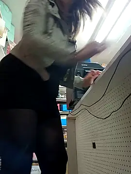 Snapshot of Mia_Novikov chatting on December 2024 05:26:02 PM Mia Novikov online show from December 2024 05:26:02 PM