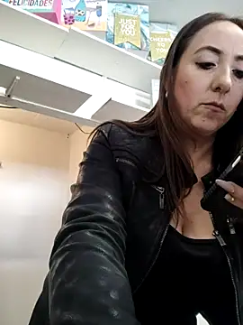 Snapshot of Mia_Novikov chatting on November 2025 09:03:01 PM Mia Novikov online show from November 2025 09:03:01 PM