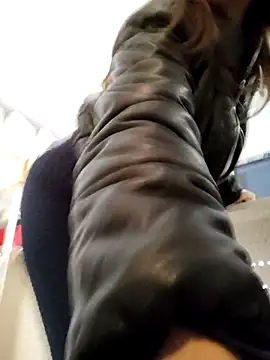 Snapshot of Mia_Novikov chatting on November 2025 08:51:01 PM Mia Novikov online show from November 2025 08:51:01 PM