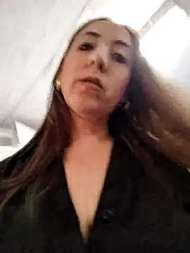 Snapshot of Mia_Novikov chatting on November 2025 08:53:01 PM Mia Novikov online show from November 2025 08:53:01 PM