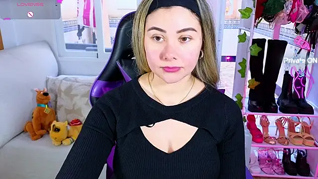 Tawny cox online show from January 2025 01:45:02 PM