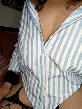 Snapshot of docelima chatting on December 2025 10:55:01 AM docelima online show from December 2025 10:55:01 AM