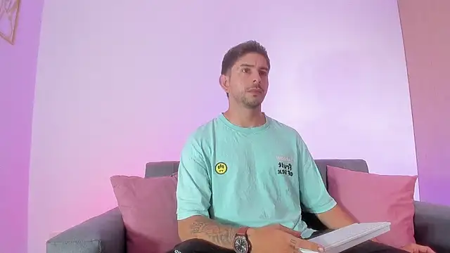 Snapshot of Ethan_mullers chatting on February 2025 07:30:02 PM Ethan mullers online show from February 2025 07:30:02 PM