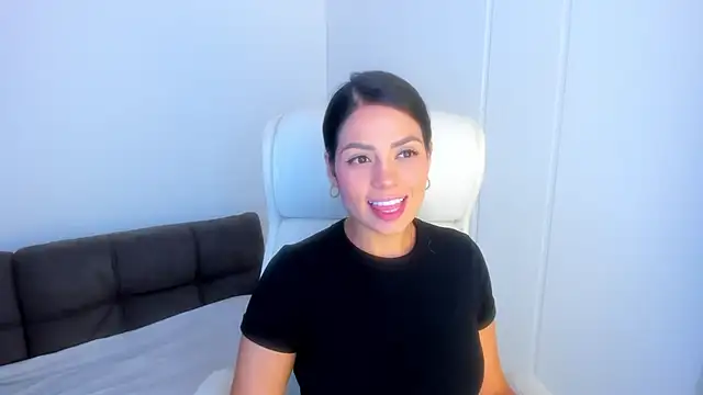 dominique21  online show from October 2025 03:48:01 AM