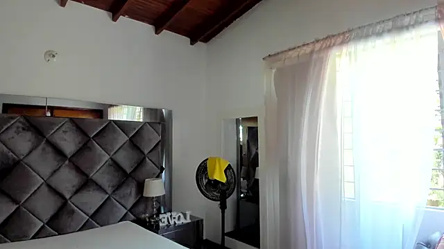 sofhiaa adaams online show from January 2025 05:29:02 PM