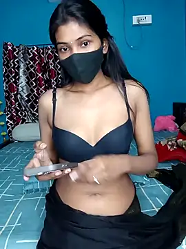 Snapshot of Triha_18 chatting on January 2025 07:35:01 PM Triha 18 online show from January 2025 07:35:01 PM