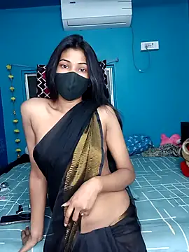 Snapshot of Triha_18 chatting on February 2025 07:21:01 PM Triha 18 online show from February 2025 07:21:01 PM