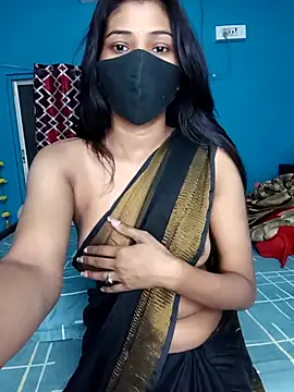 Snapshot of Triha_18 chatting on February 2025 07:40:02 PM Triha 18 online show from February 2025 07:40:02 PM