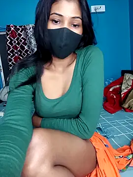 Snapshot of Triha_18 chatting on February 2025 04:55:01 PM Triha 18 online show from February 2025 04:55:01 PM