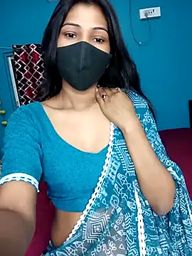 Snapshot of Triha_18 chatting on March 2025 05:39:01 PM Triha 18 online show from March 2025 05:39:01 PM