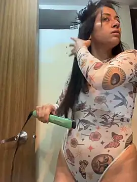 Snapshot of Juana19 chatting on December 2025 01:50:02 PM Juana19 online show from December 2025 01:50:02 PM