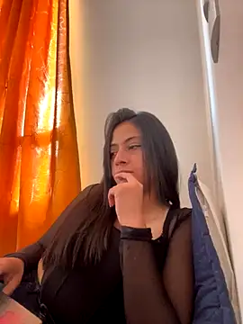 Snapshot of Juana19 chatting on December 2025 06:06:01 PM Juana19 online show from December 2025 06:06:01 PM