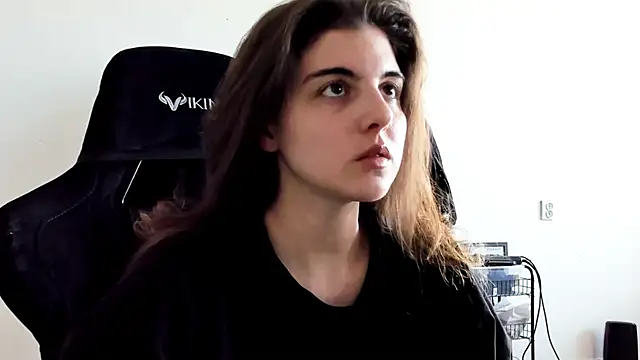 emmamurrr online show from February 2026 11:50:01 AM