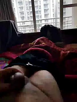 Snapshot of Nuttysub chatting on December 2024 05:20:01 AM Nuttysub online show from December 2024 05:20:01 AM