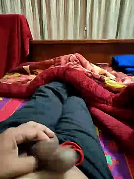 Snapshot of Nuttysub chatting on January 2025 02:35:02 AM Nuttysub online show from January 2025 02:35:02 AM